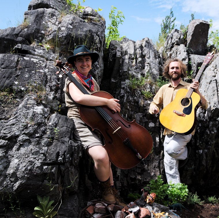 The Two Jurassic Birdz